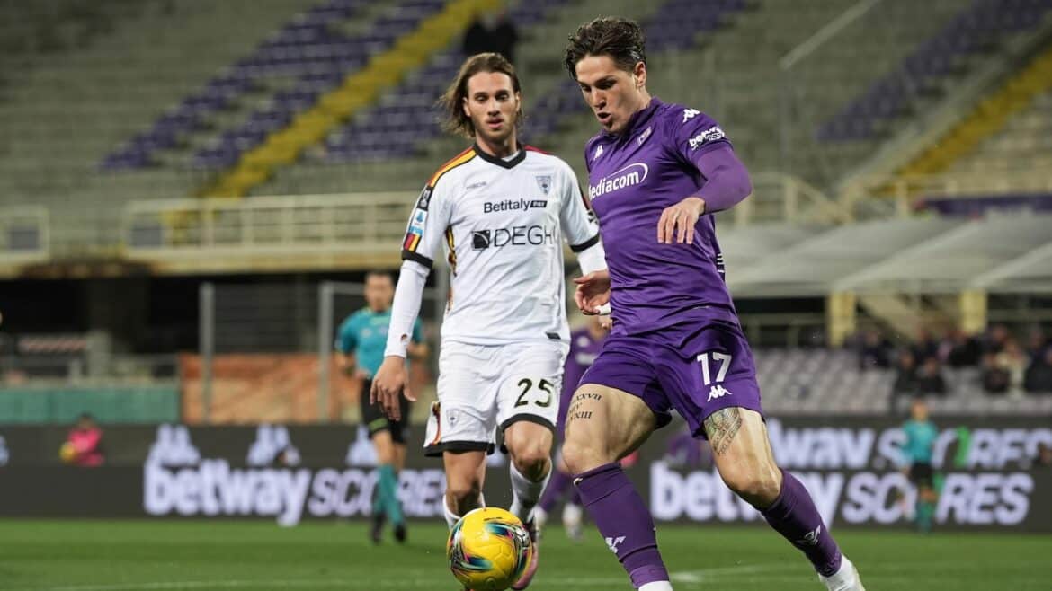 Fiorentina ends three-game losing run by beating lowly Lecce